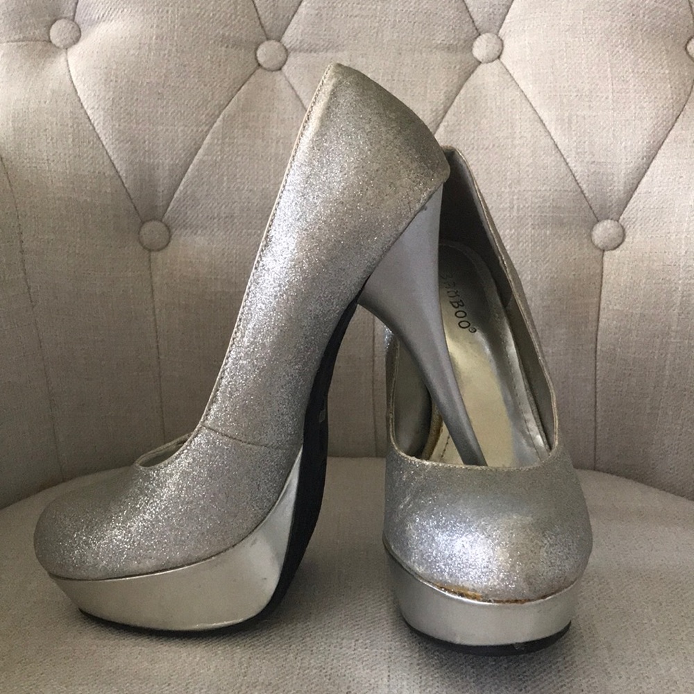 Sexy Silver Platform Pumps